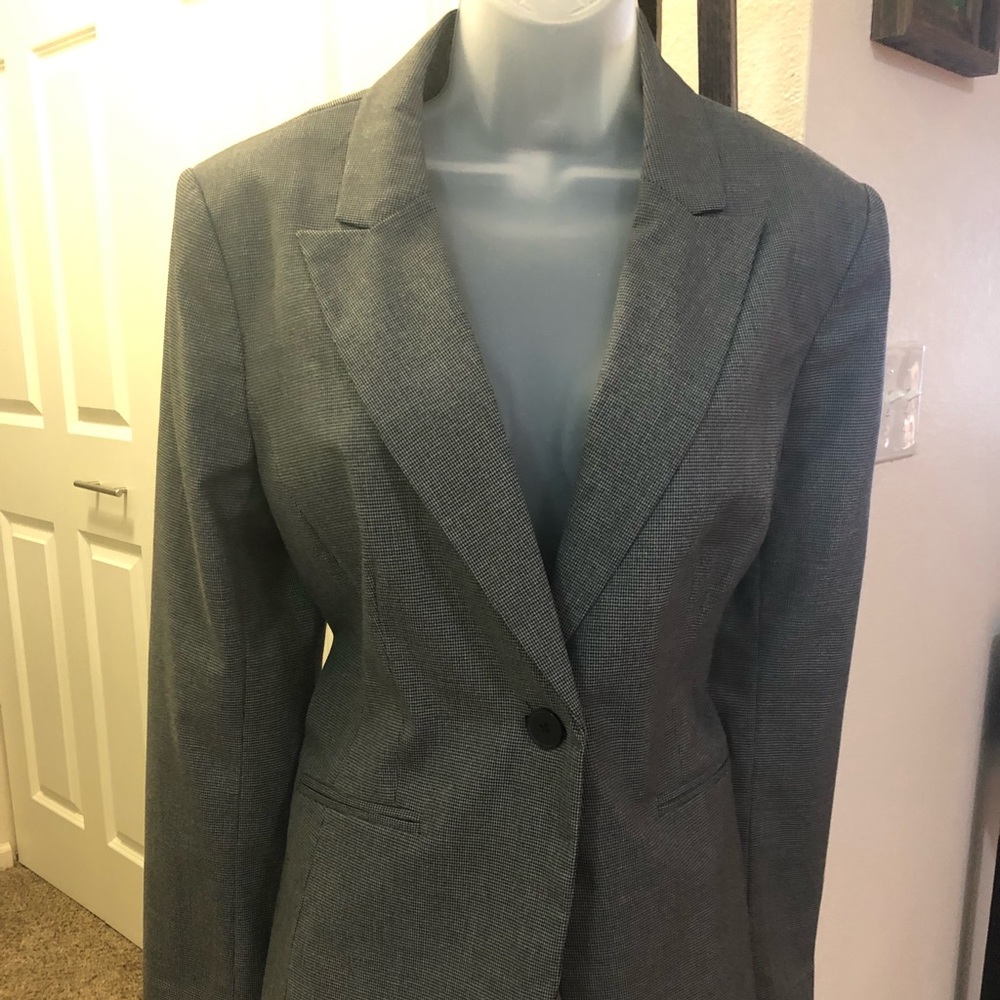 Liz Claiborne Houndstooth Blazer
